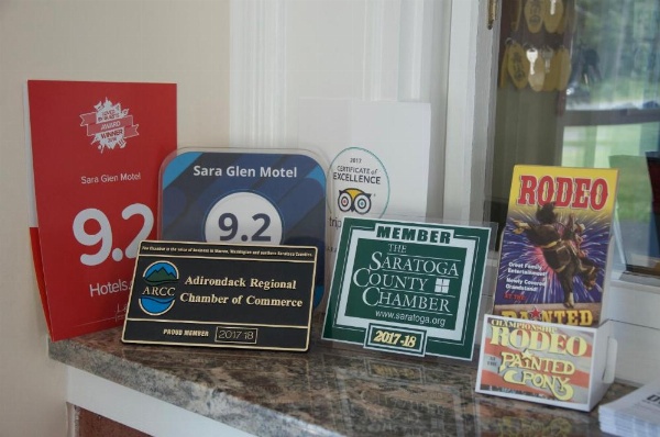 Sara Glen Motel - Saratoga Springs-Glens Falls image 21