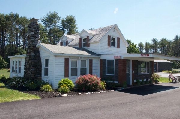 Sara Glen Motel - Saratoga Springs-Glens Falls image 25