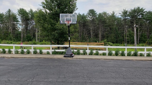 Sara Glen Motel - Saratoga Springs-Glens Falls image 7